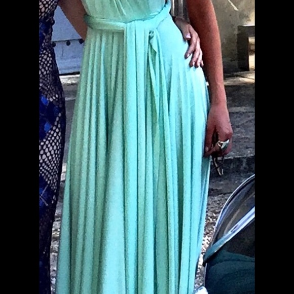 TWOBIRDS NEW YORK Classic Ballgown - Picture 4 of 4